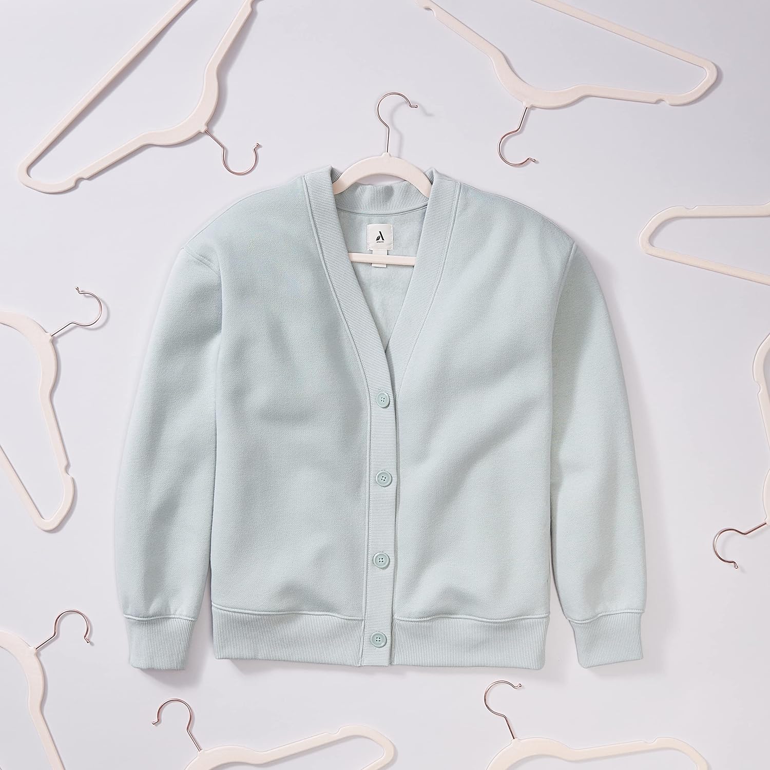 Amazon Basics Slim Velvet. Non-Slip Suit Clothes Hangers. Pack of 50. Blush Pink/Rose Gold